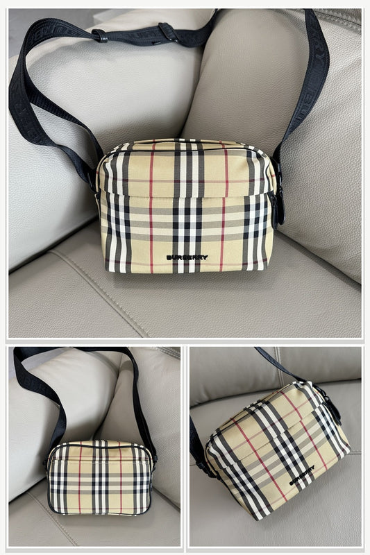 Burberry Bags 008