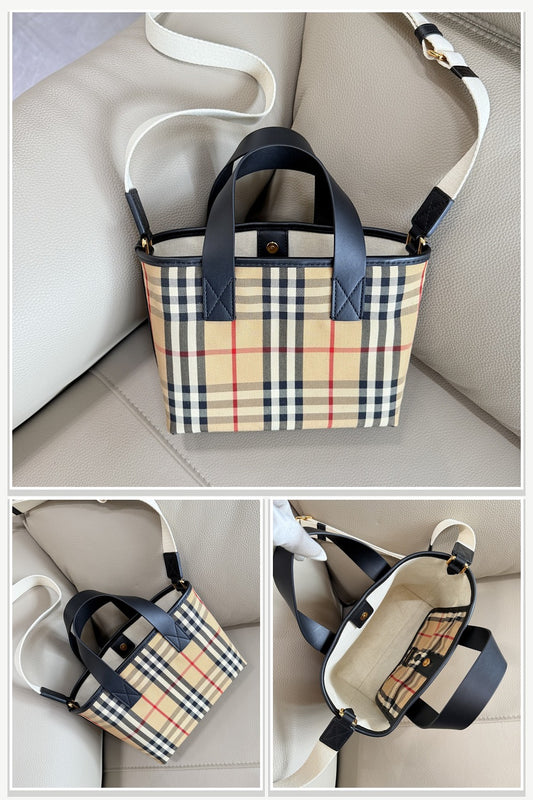 Burberry Bags 123