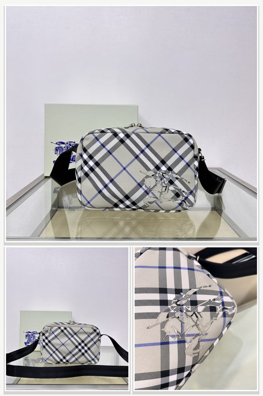 Burberry Bags 221