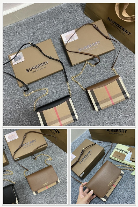 Burberry Bags 223