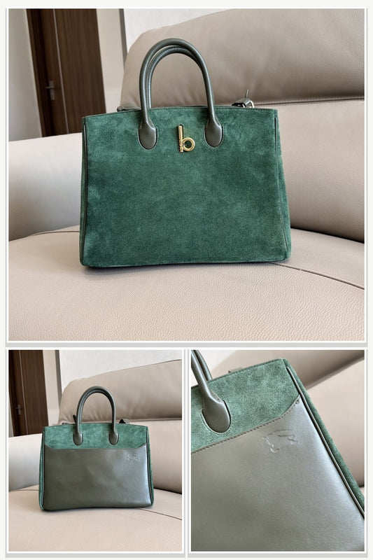 Burberry Bags 246