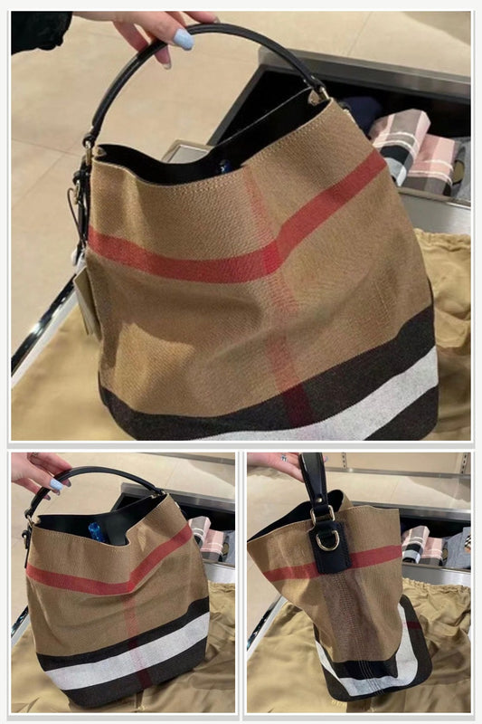 Burberry Bags 250