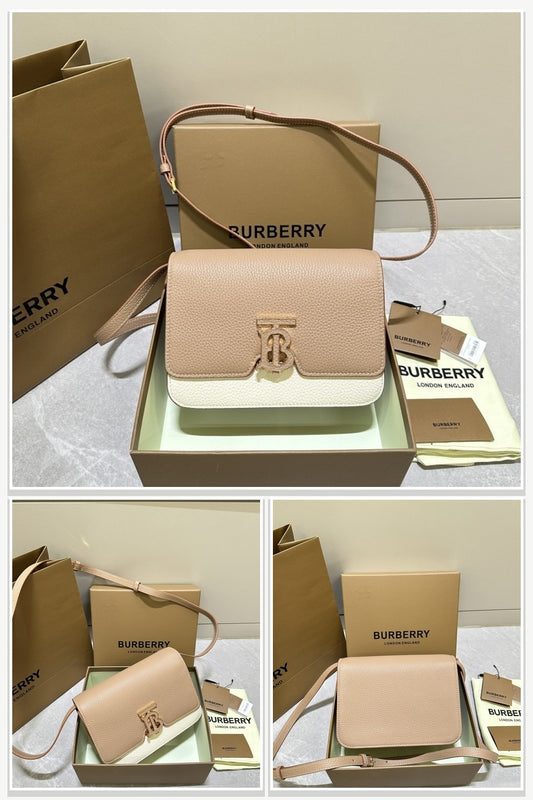 Burberry Bags 384