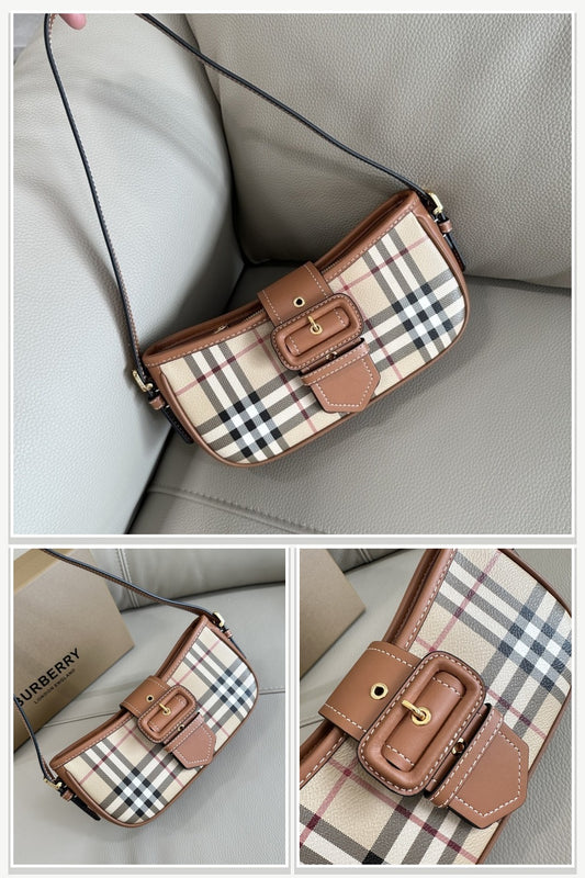 Burberry Bags 389