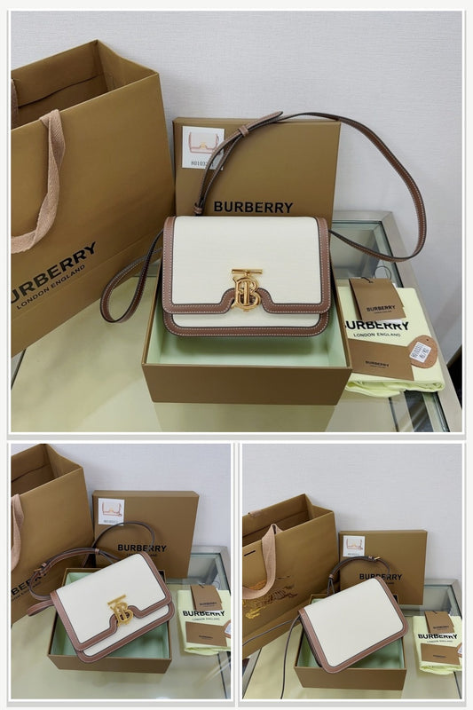 Burberry Bags 394