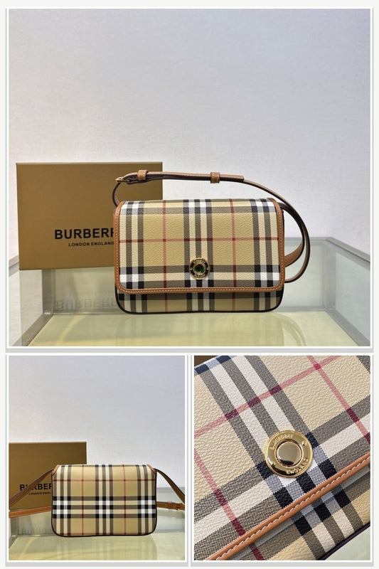Burberry Bags 406
