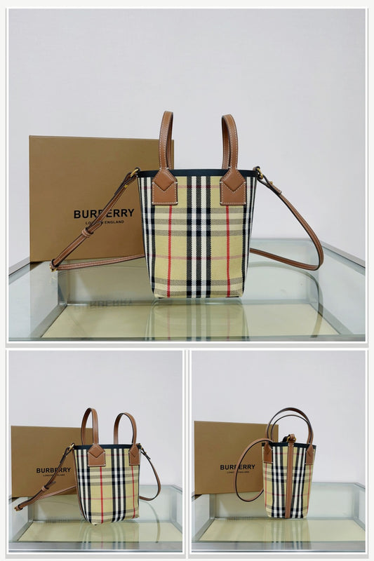 Burberry Bags 410