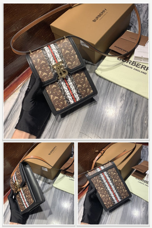 Burberry Bags 428
