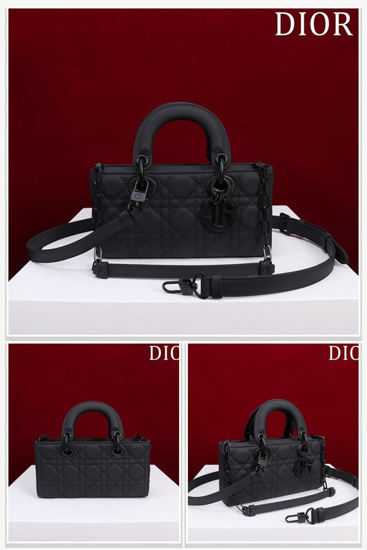 Dior Bags 197
