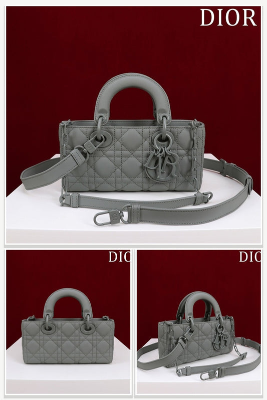 Dior Bags 198