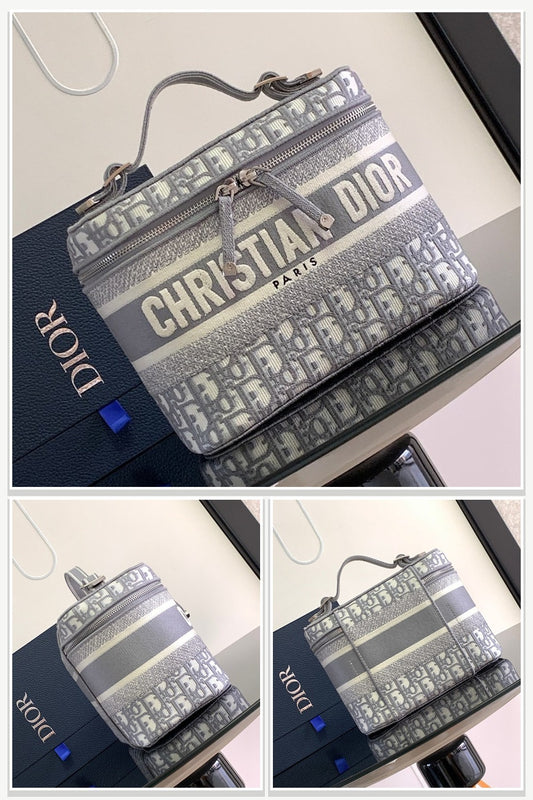 Dior Bags 231
